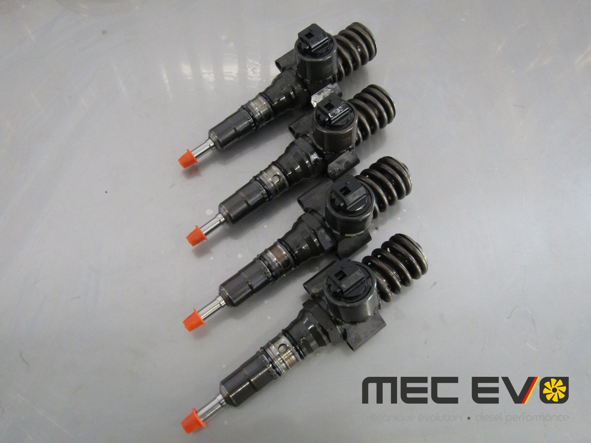 2.0L 16V PD Injector Nozzle Installation