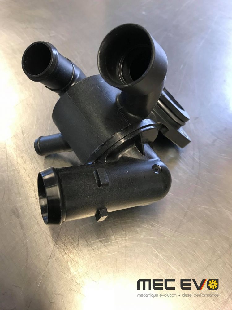 CR140 CJAA Thermostat Housing