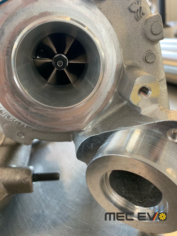 PASSAT CKRA BRAND NEW TURBO FROM BORG WARNER BV40E