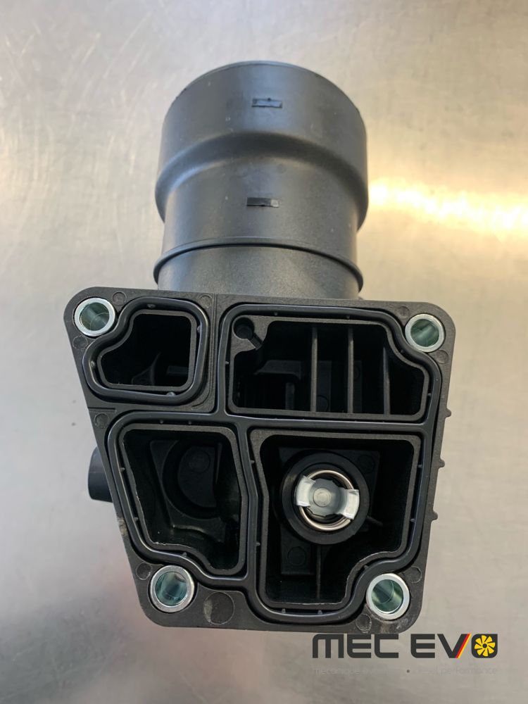 PASSAT CKRA OIL COOLER
