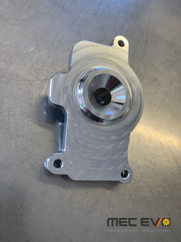 BMW 3.0 M57 PCV FLANGE 